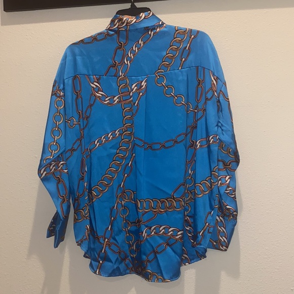 ZARa blue and gold chain detail top long sleeve - Picture 2 of 3